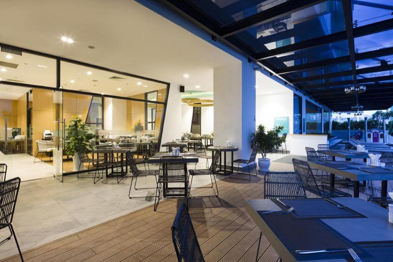Parama Apartments Balcony Beachfront Нячанг Экстерьер фото