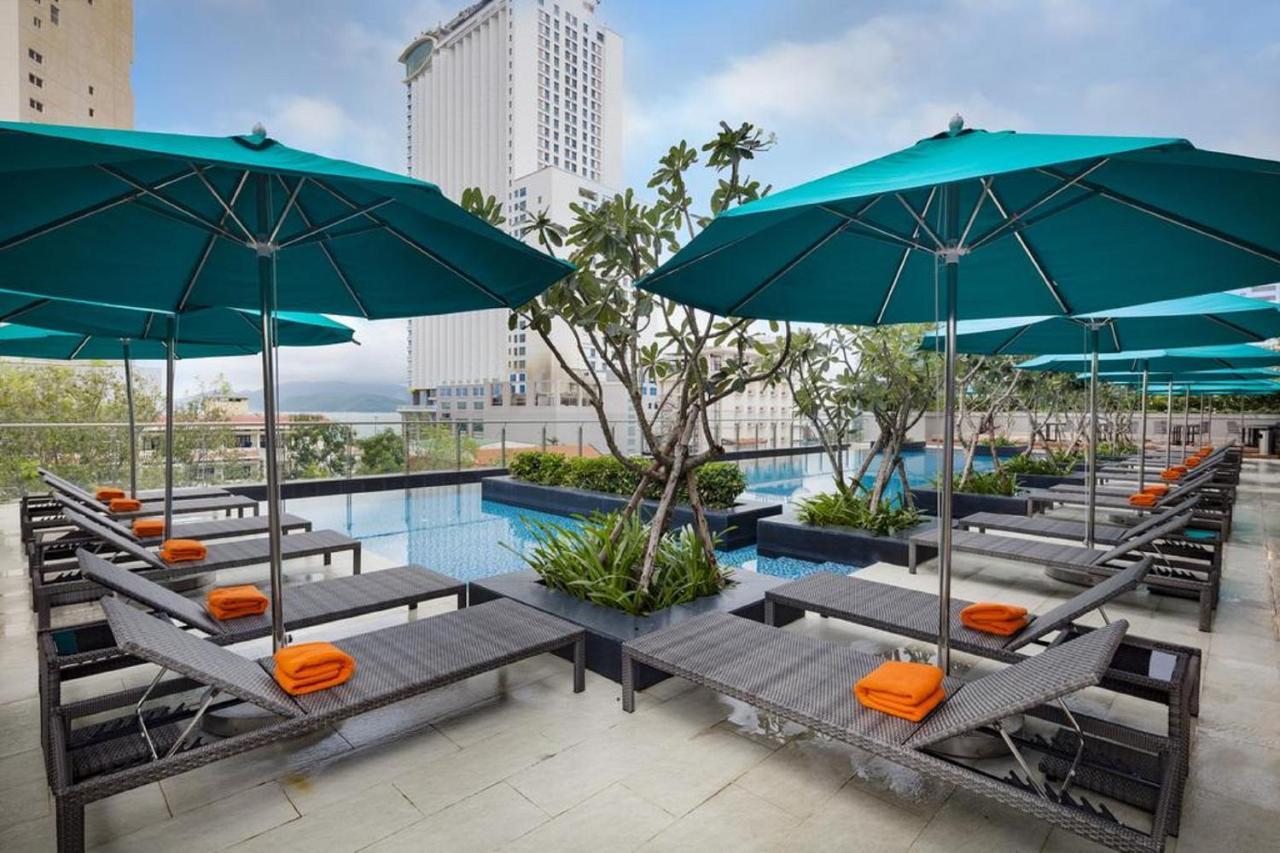Parama Apartments Balcony Beachfront Нячанг Экстерьер фото