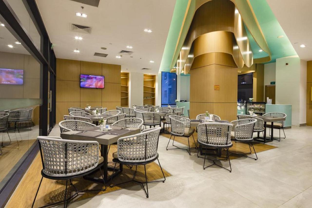 Parama Apartments Balcony Beachfront Нячанг Экстерьер фото