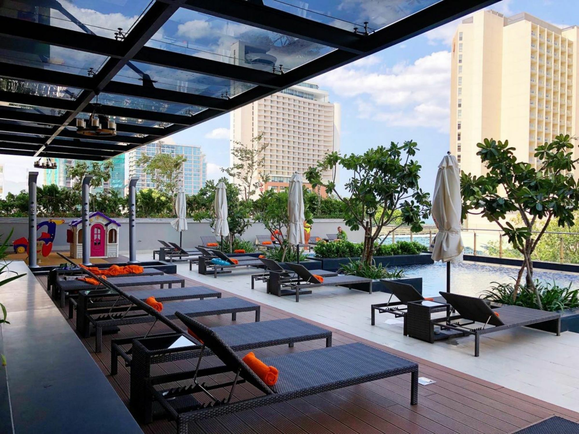 Parama Apartments Balcony Beachfront Нячанг Экстерьер фото